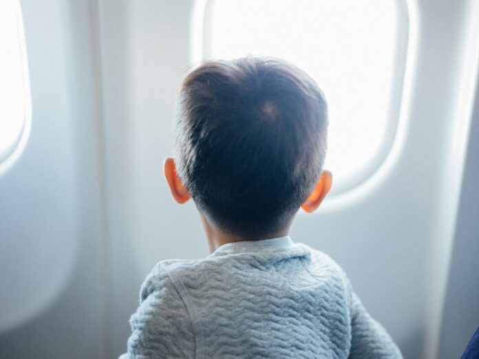 podróżowanie z dziećmi samolotem